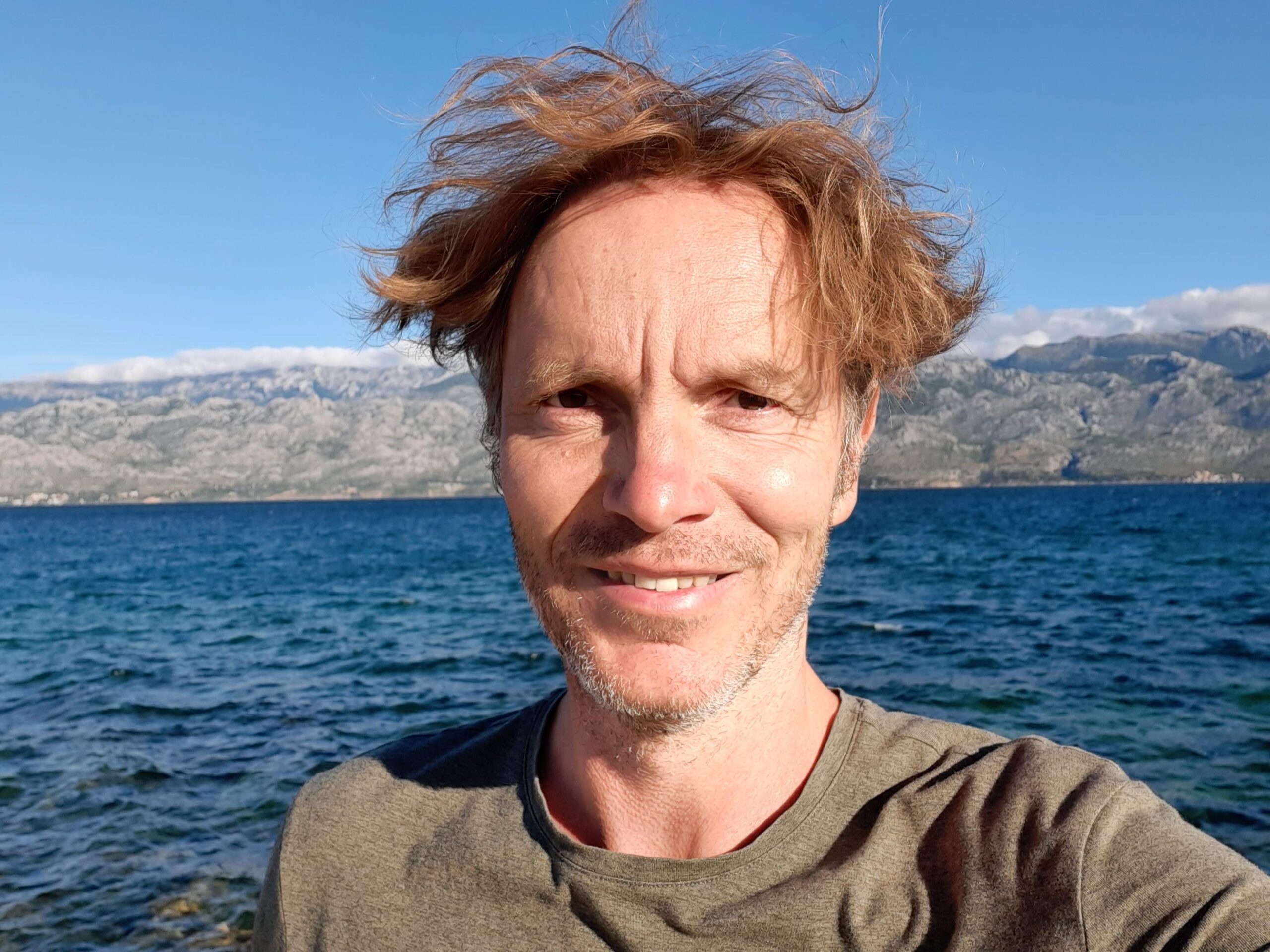 Roman Kos, decision architect and human–AI systems strategist at Art Of Green Path